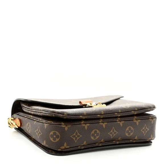 Authenticated LV LOUIS VUITTON Monogram Pochette Metis in GREAT CONDITION - Picture 11 of 16